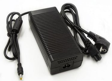 CCTVs/노트북 100 ~ 240v 입력을 위한 12V 5a AC 직류 전원 접합기 수준 5