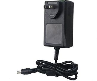내화성이 있는 산 12V 힘 접합기 12 볼트 1.5A 2A 2.5A 3A 전력 공급 PC를 벽으로 막으십시오
