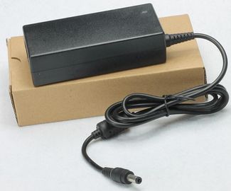 12V 5A CCTV 전력 공급, AC DC는 전력 공급 충전기를 60 와트 변압기 지도했습니다